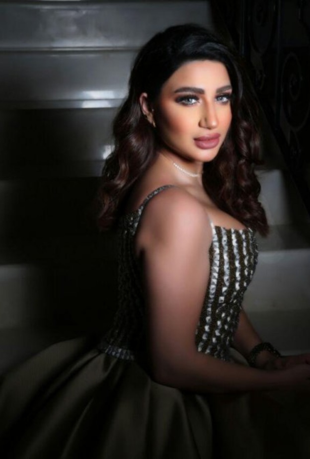 من صور المصورة السعودية خديجه خالد