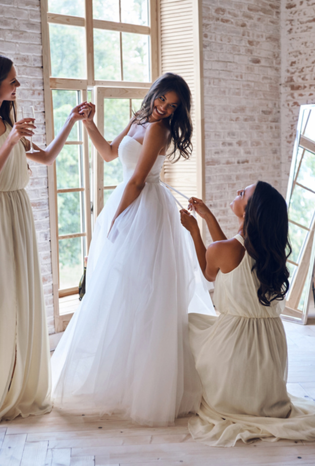  انشغال العروس بمهام التخطيط لحفل الزفاف على حساب الاهتمام بصحتها ورفاهيتها