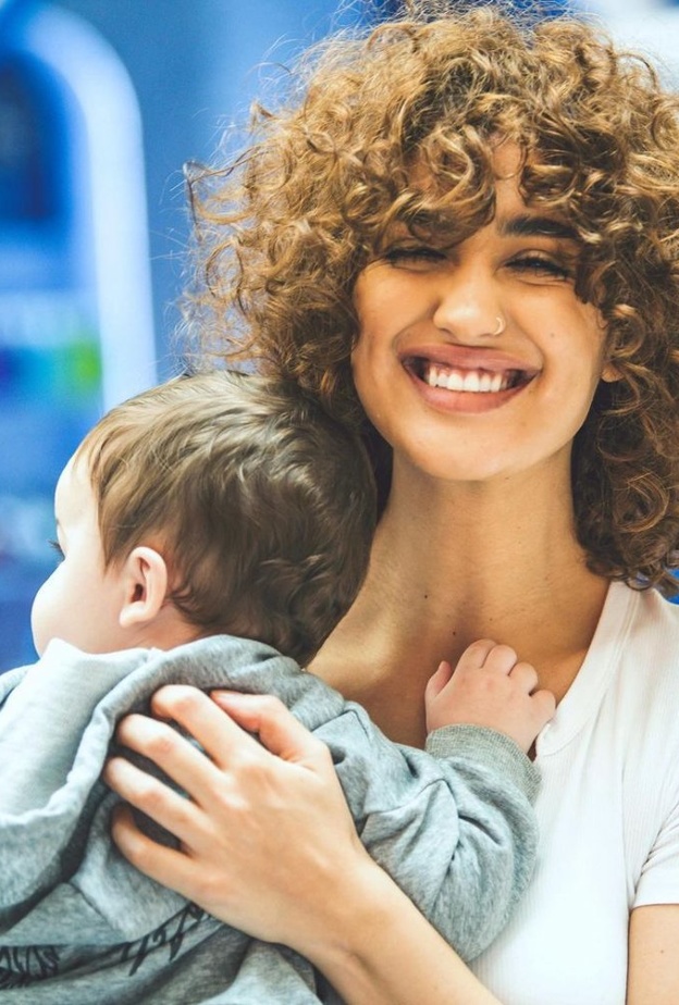 نينا عبد الملك 