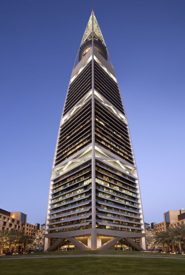 مطاعم الرياض فندق الفيصلية روزوود Al Faisaliyah Rosewood Hotel