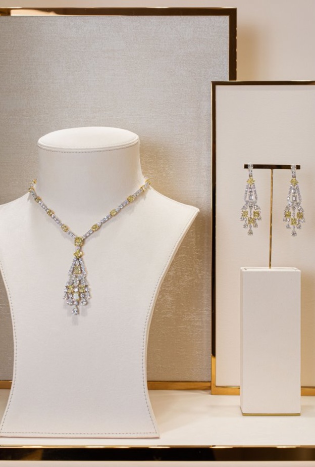 غراف يكشف عن بوتيك جديد في مول الإمارات