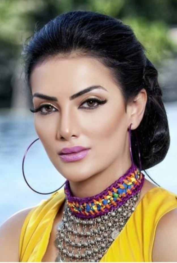 صور حورية فرغلي قبل وبعد نجاح عمليات تجميل أنفها الأخيرة