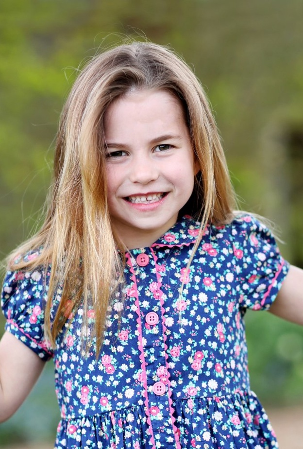 الأميرة شارلوت والأمير جورج في أنمير هول في نورفولك 2015 