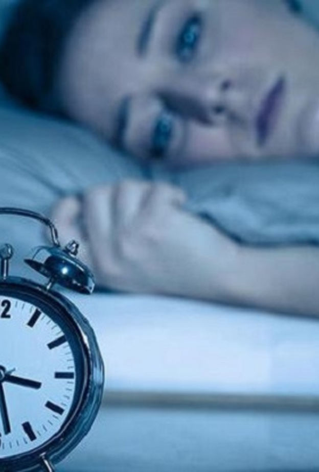 ما علاقة قلة النوم بارتجاج المخ