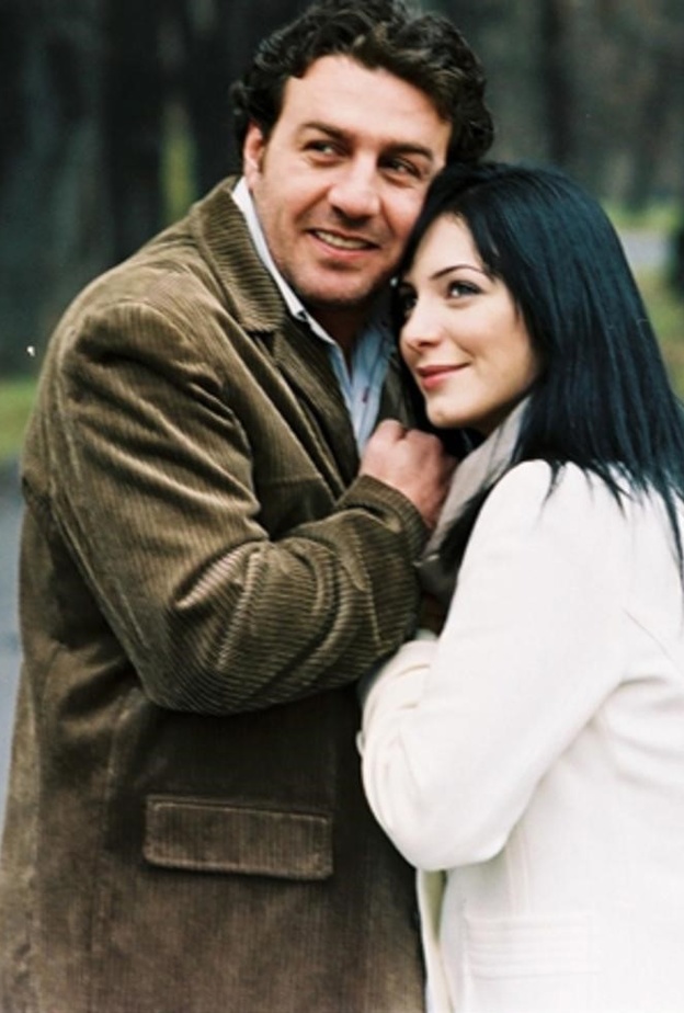  وائل رمضان وسلاف فواخرجي