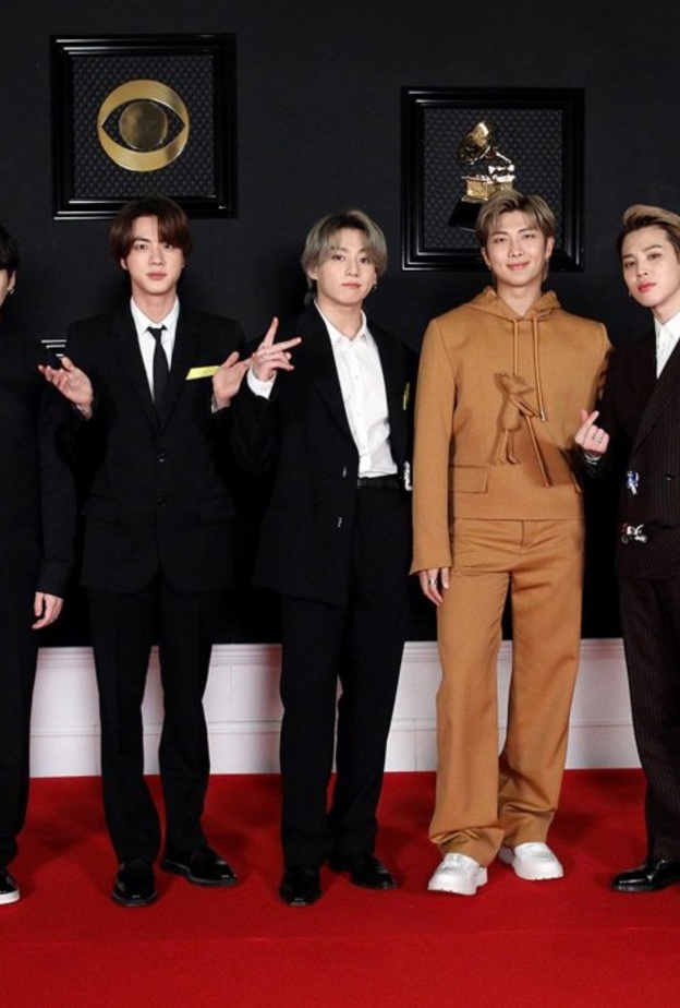 أيقونات البوب BTS  هم سفراء لويس فيتون الجدد