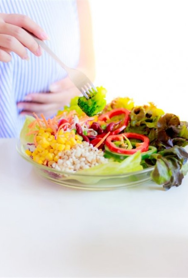 هل يمكن صيام الحامل في الشهر الخامس