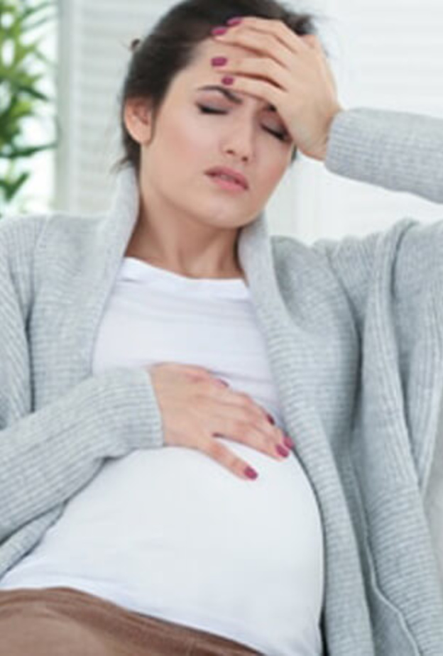 حالات صحية تمنع صيام الحامل