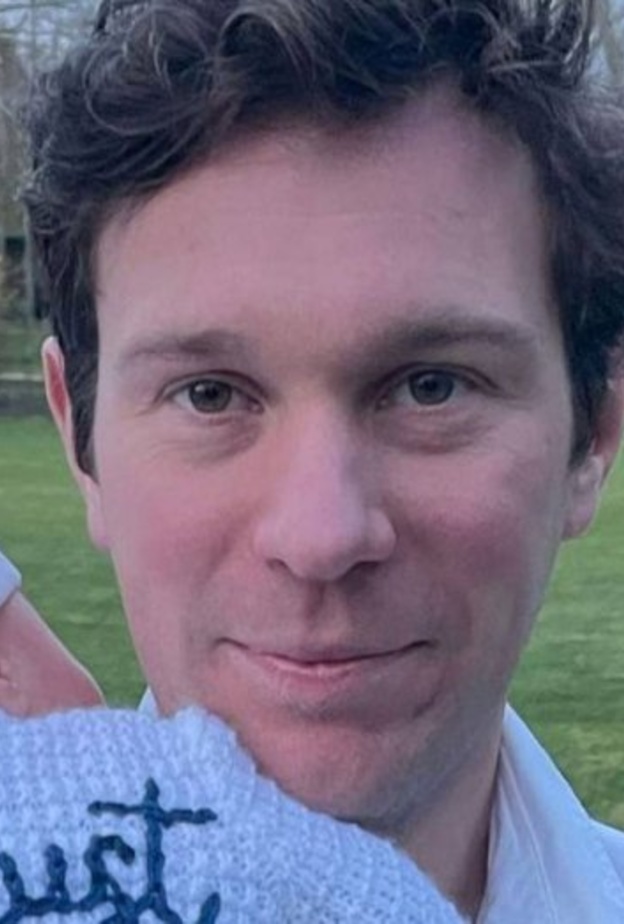 صورة جديدة لزوج الأمير يوجين وطفلها