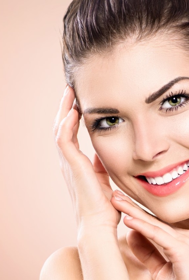 افضل خلطات طبيعية من الطماطم للبشرة الدهنية في رمضان