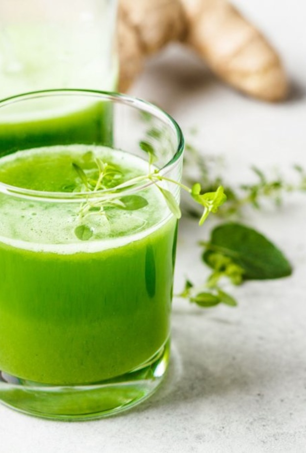 تأثير عصير الخضروات الورقية على صحة القلب