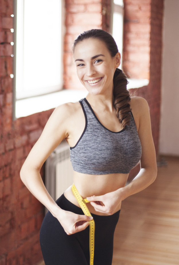 عملية شد البطن تساعد على إزالة الدهون والجلد المرتخية الزائدة