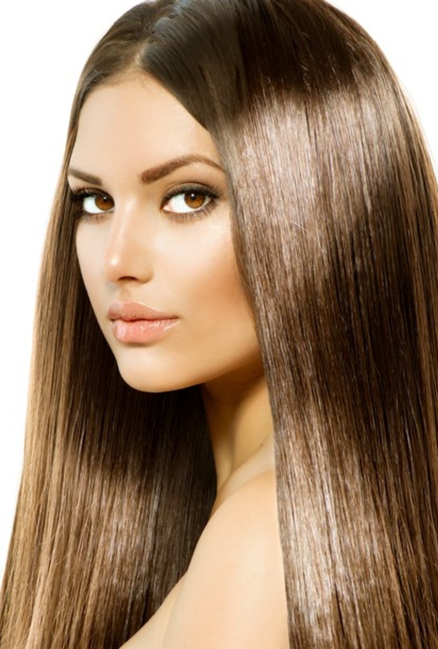 فوائد ماسك زيت شجرة الشاي وزيت الزيتون للتخلص من تقصف الشعر