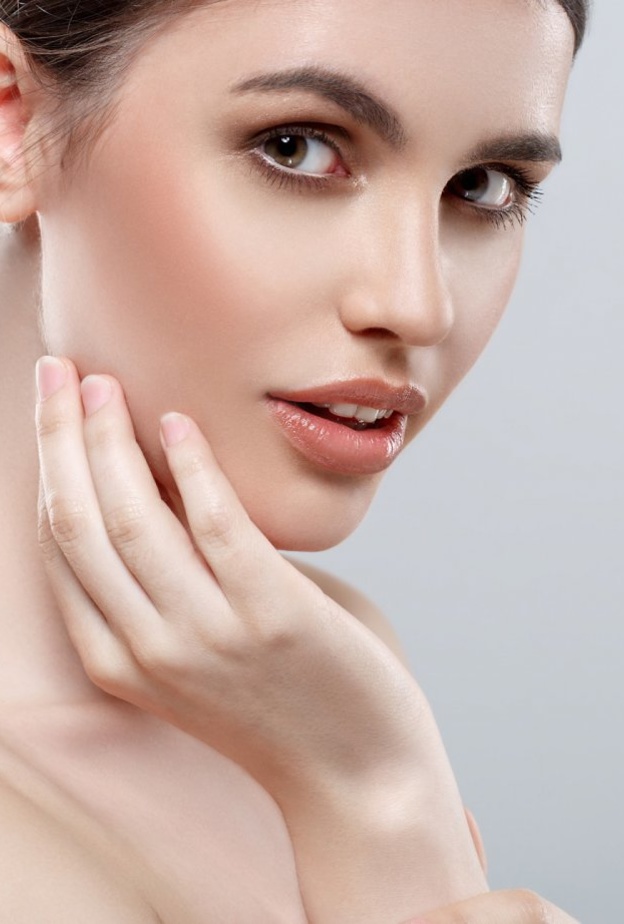 تجميل الفك للحصول على وجه متناسق وفك محدد 