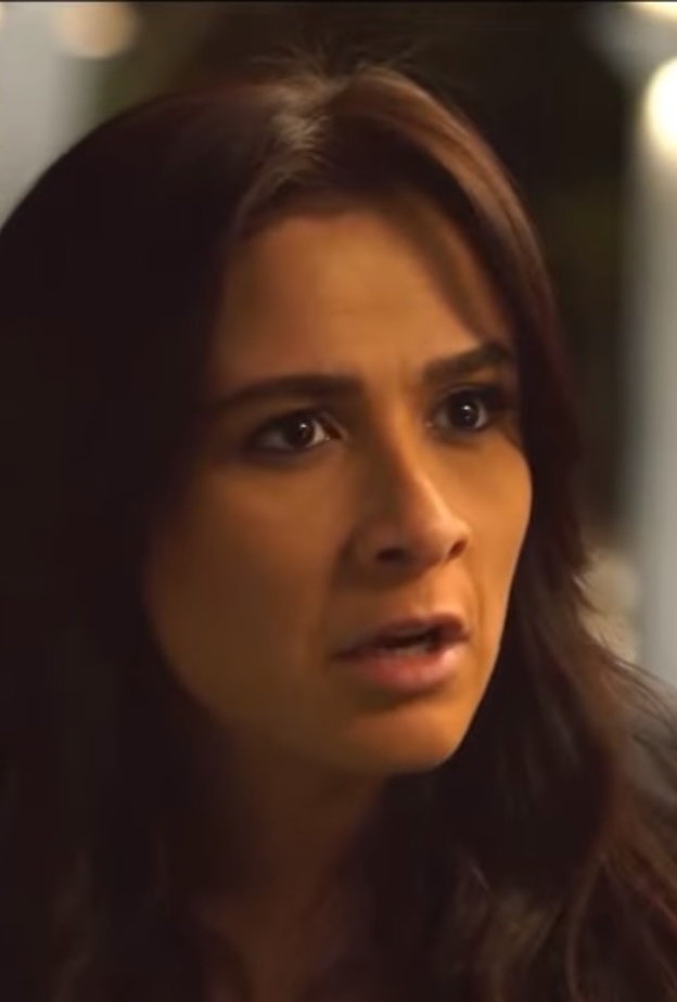 ياسمين عبدالعزيز