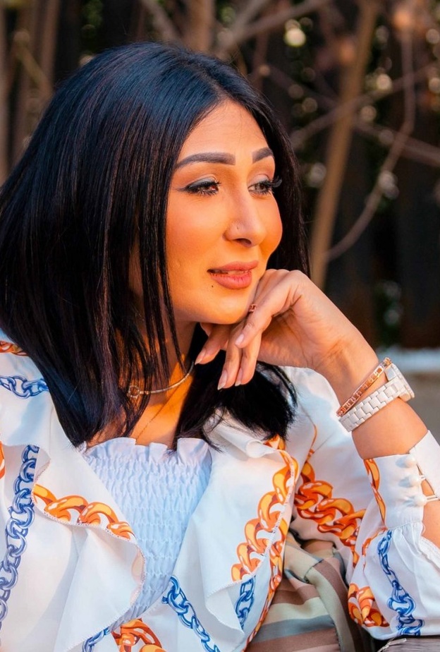 الفنانة إيمان العلي