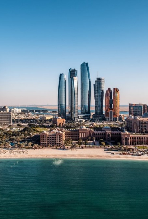 أبوظبي تكشف خططها لاستئناف الأنشطة السياحية  في سوق السفر العربي في دبي