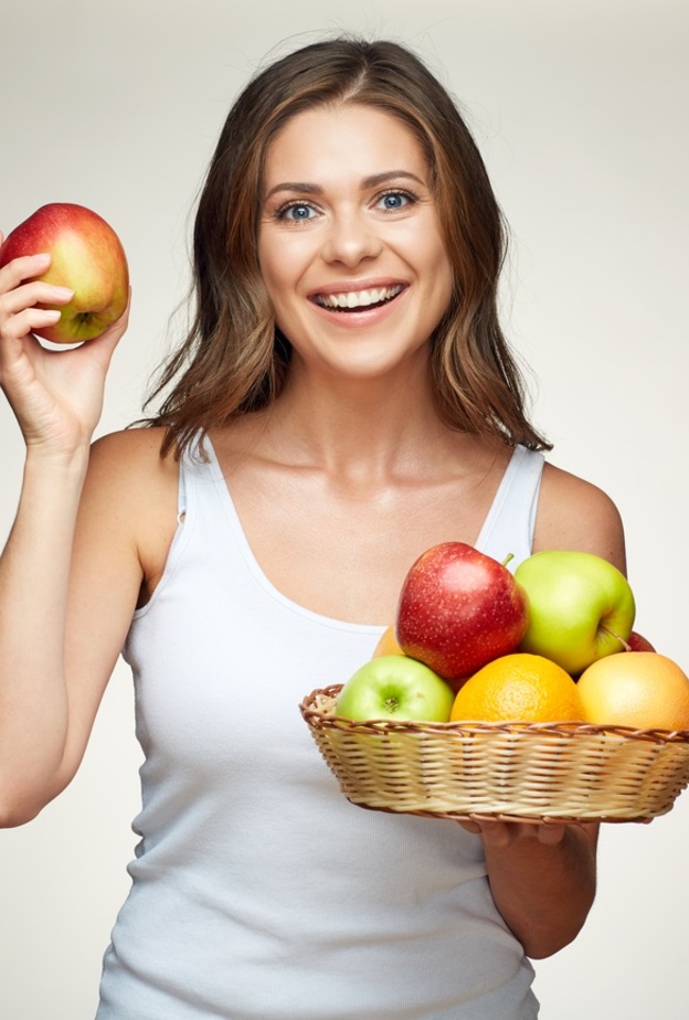 التفاح ضمن اطعمة تساعد على خفض ضغط الدم المرتفع