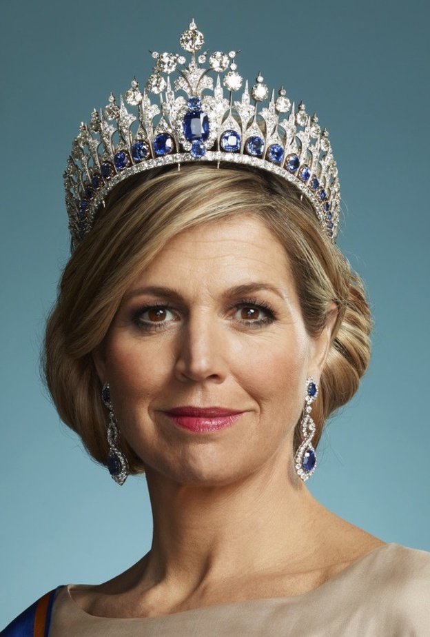  أجمل مجوهرات الملكة ماكسيما بمناسبة عيد ميلادها