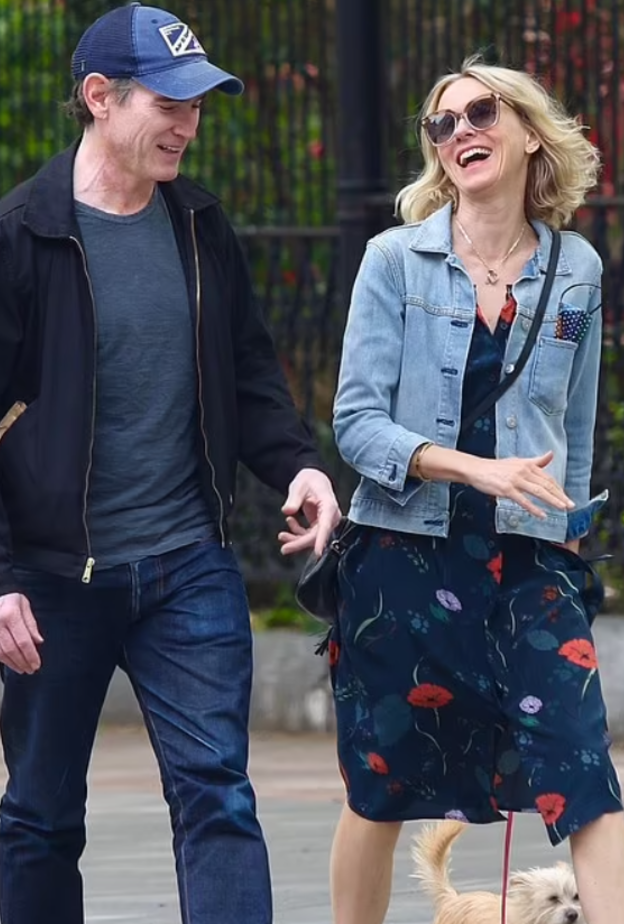 ناعومي واتس