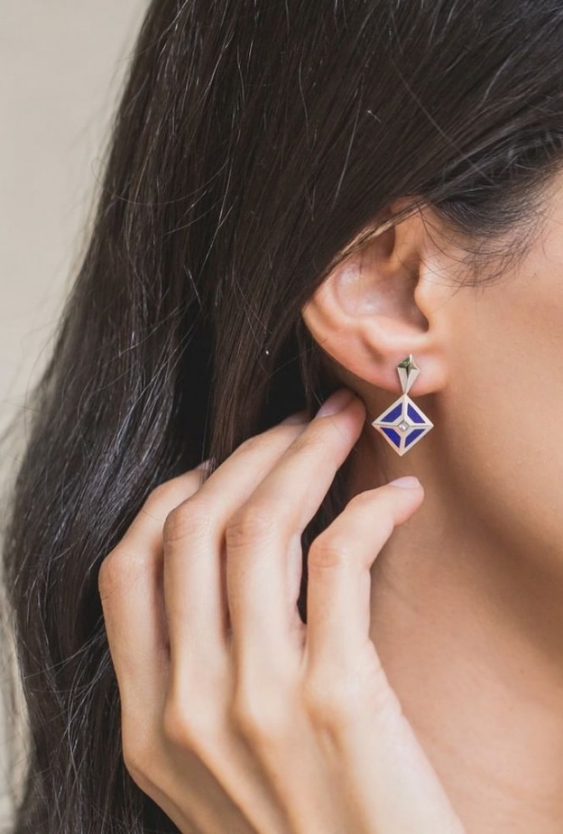  مجوهرات فخمة مرصعة بالياقوت الازرق من دار شمسة العبار 