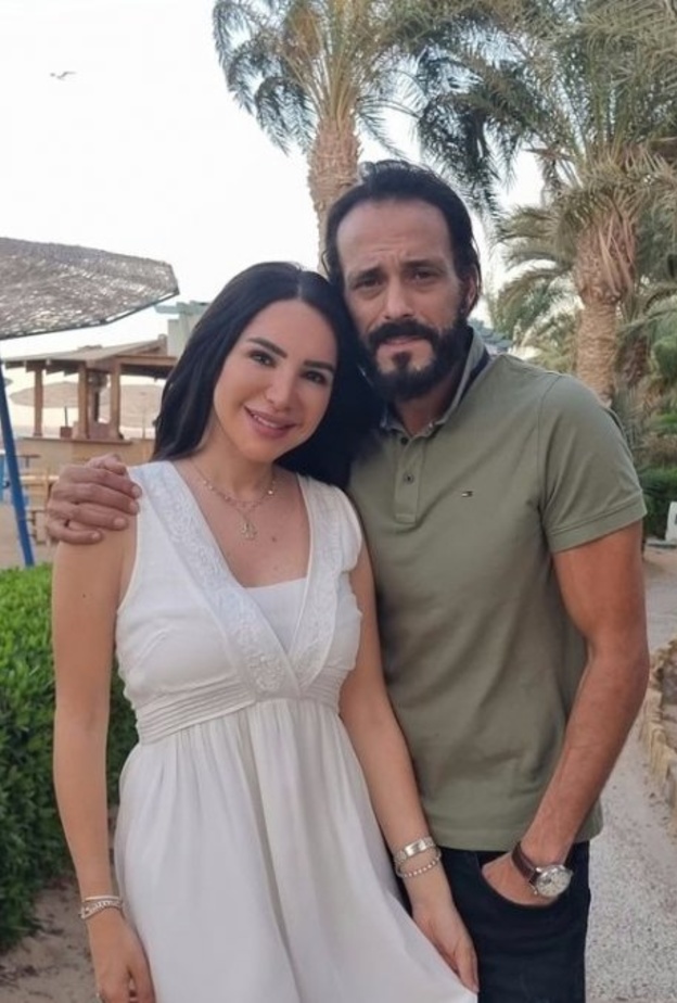 يوسف الشريف وإنجي علاء