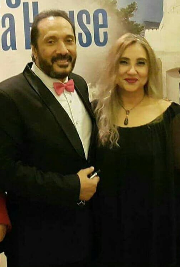 علي الحجار  وزوجته