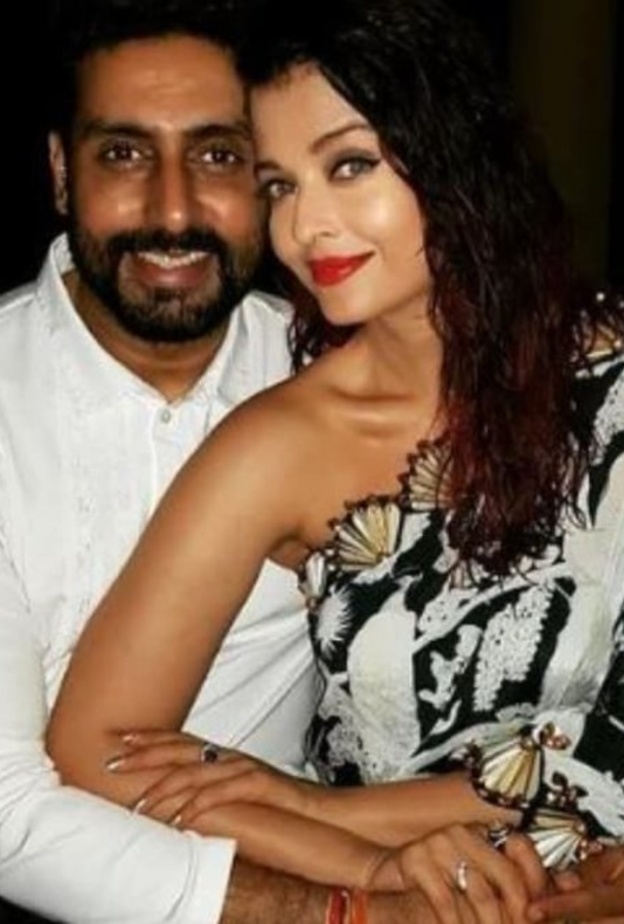 أبهيشيك باتشان يرد على معجب طلب الزواج من آيشواريا راي