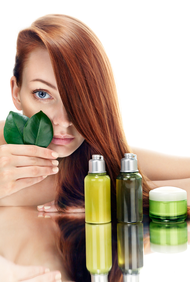 الزيوت الطبيعية تعد من الطرق المهمة في علاج الشعر الجاف