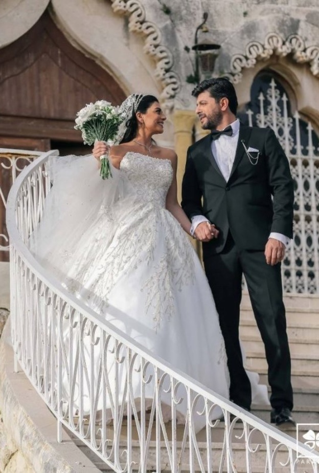  طوني عيسى يحتفل بزفافه وسط الأهل والأصدقاء