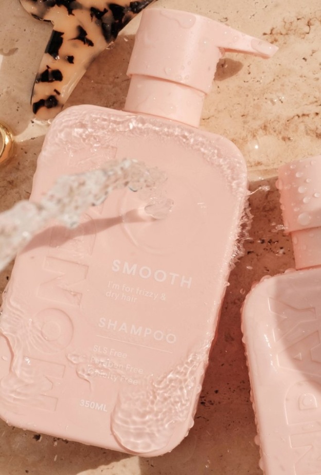  مونداي_ يضع معايير جديدة للعناية بالشعر في الإمارات العربية المتحدة