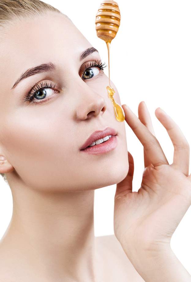 ماسكات العسل لترطيب البشرة