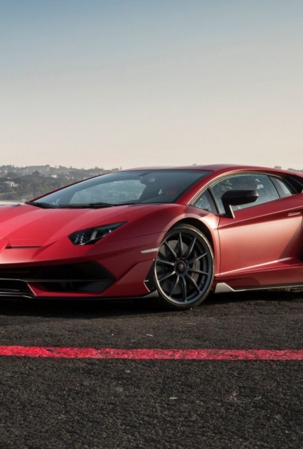  لامبورجيني تحول سياراتها إلى كهربائية بحلول عام 2024