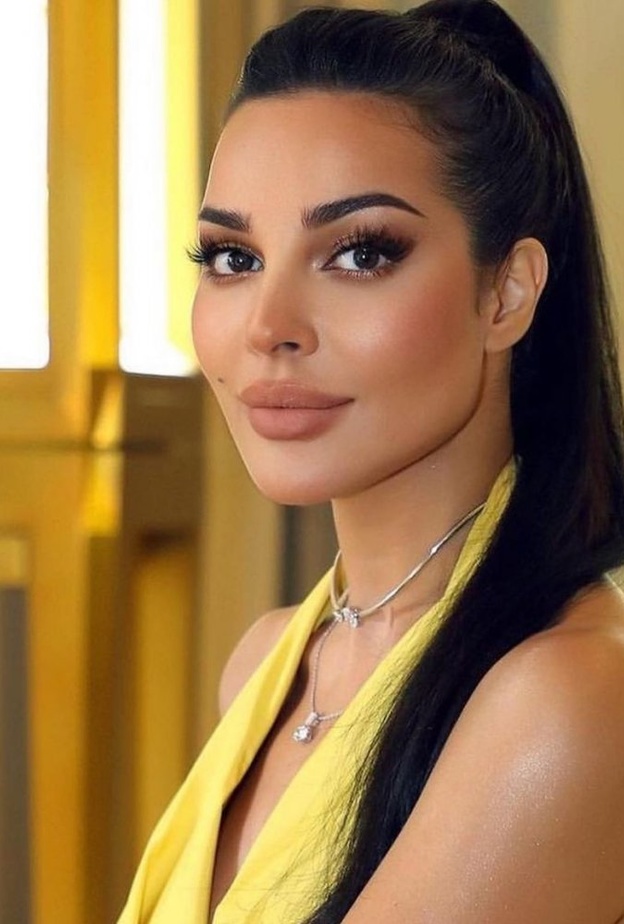 نادين نسيب نجيم