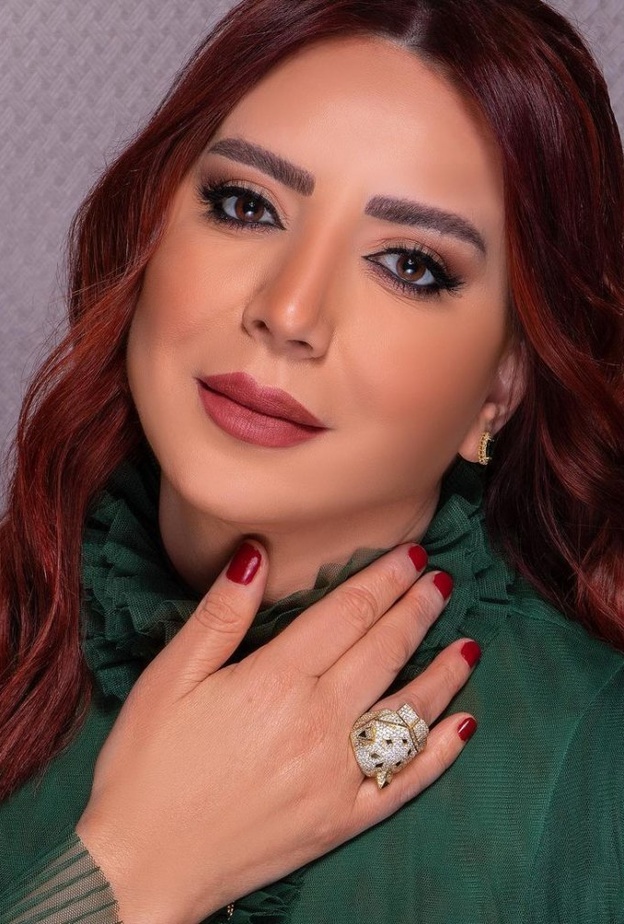  مكياج عصري للمرأة الاربعينية 