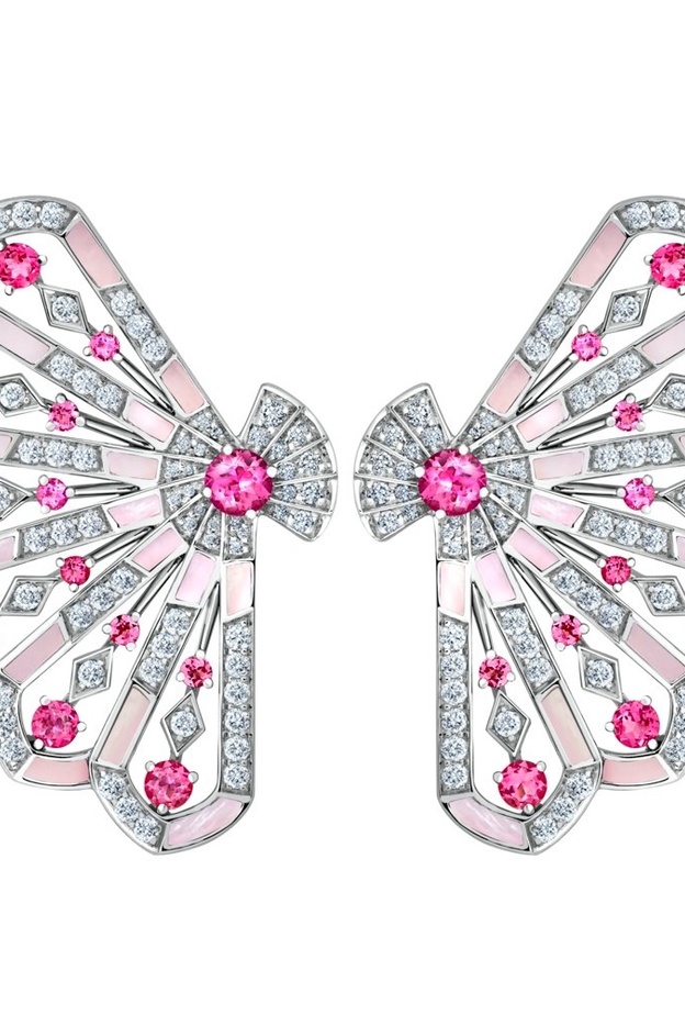 أقراط من غرارد Garrard