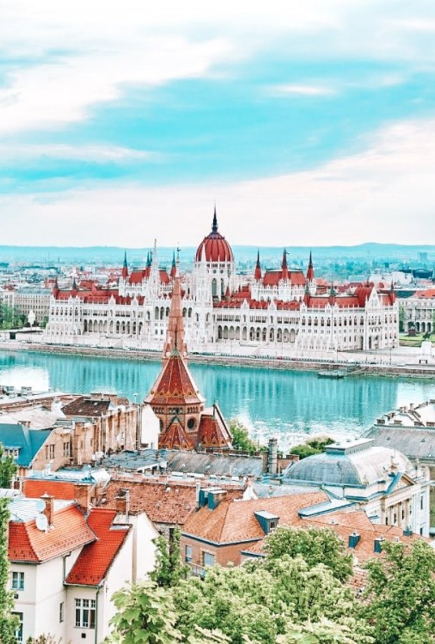  المجر الوجهة الرومانسية المميزة لشهر العسل