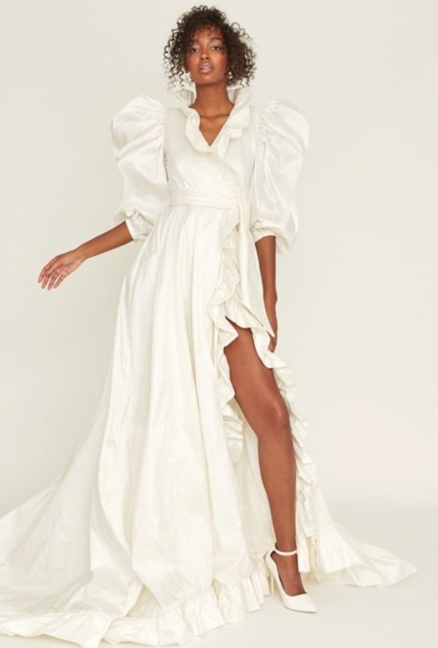 فساتين زفاف بأكمام منفوخة  odylyne