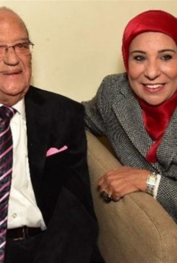 حسن حسني وزوجته