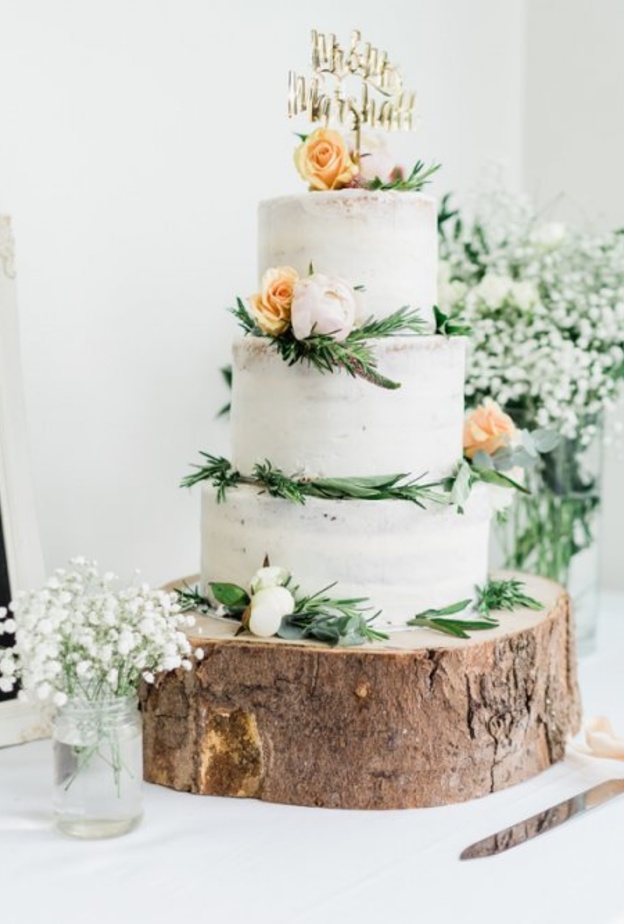 10 أفكار إستثنائية رائعة لكعكات الزفاف