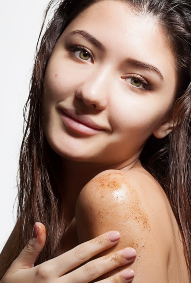  نصائح جمالية عند استخدام سكراب القهوة لازالة السيلوليت