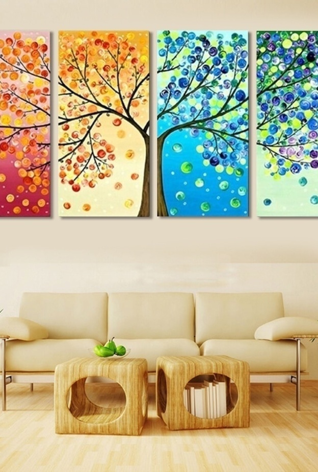  لوحات فنية ملونة تعكس روح الطبيعة في ديكور غرفة المعيشة