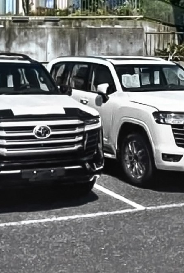 سخ خاصة من تويوتا Land Cruiser في عيد ميلادها السبعين