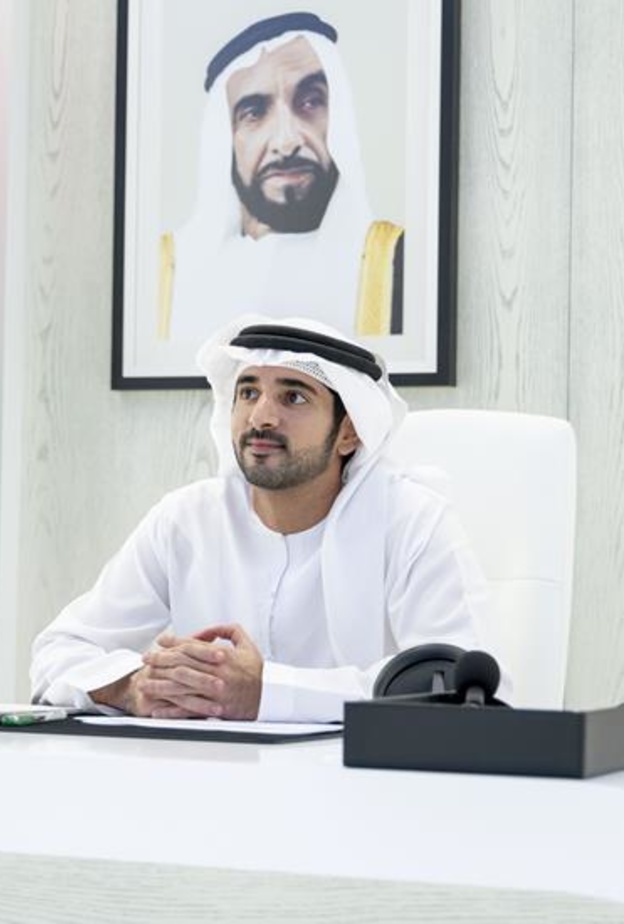 "اتحاد الإمارات للصقور" في دبي بتوجيهات الشيخ حمدان