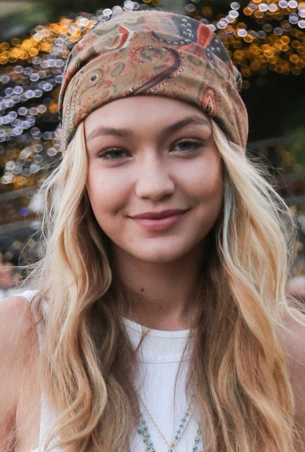  اكسسوارات شعر 2021 مع الباند الهندسي والمزخرف من وحي Gigi Hadid 2021