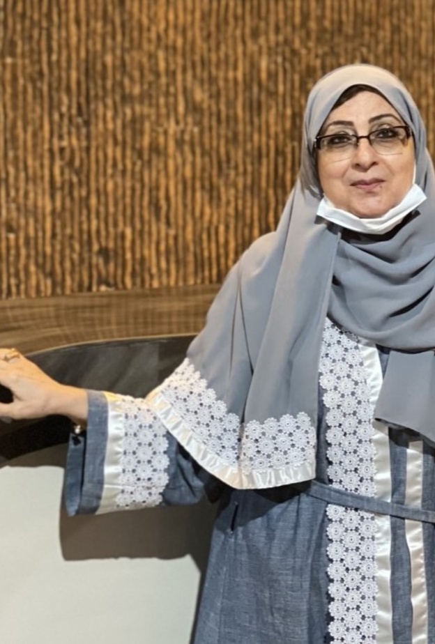  الكاتبة والمطوفة فاتن حسين تصدر كتاب سيدة المدائن ودرة الأوطان