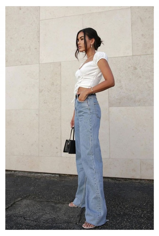 طريقة تنسيق الجينز الواسع مع الملابس