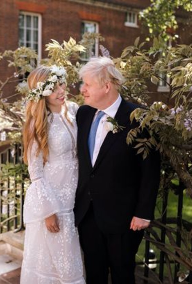 تفاصيل غريبة عن زواج بوريس جونسون وكاري سيموندز