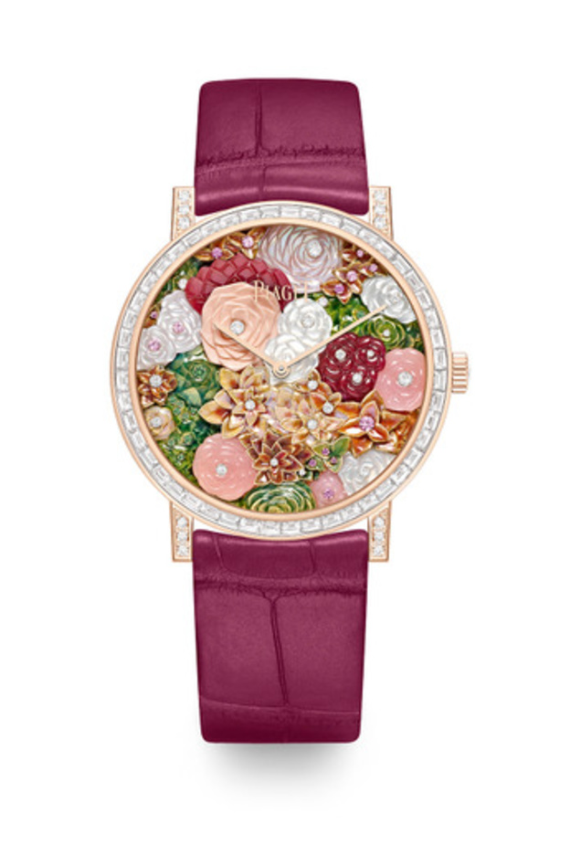 ساعات فنية بالمينا والنقش الأثري