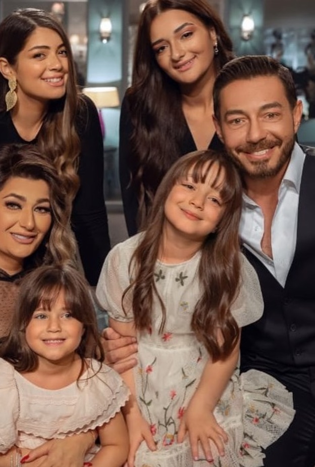 اسرة احمد زاهر 